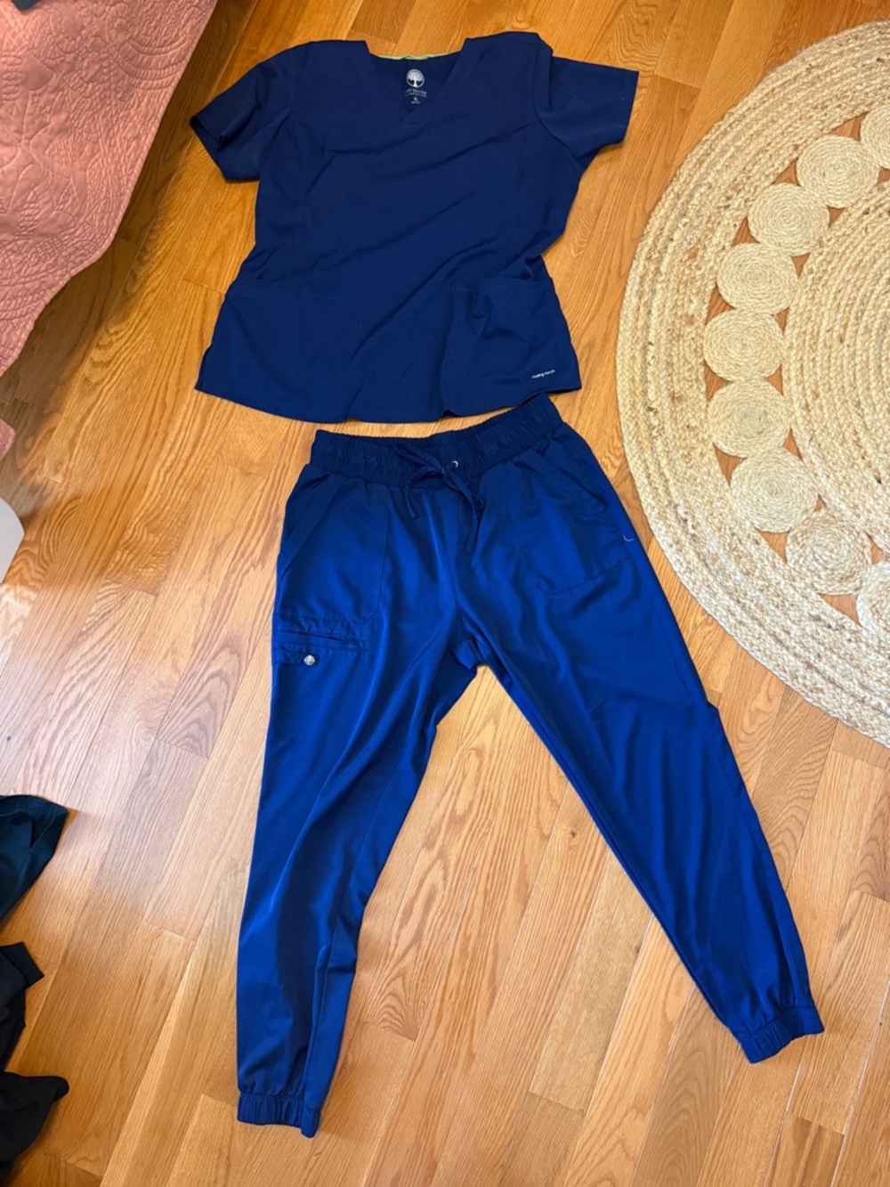 Healing Hands Women's Navy Blue Scrub set Top XL / Jogger Pants L